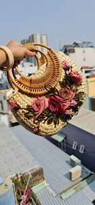 Sacs durables faits à la main en jacinthe d'eau du Vietnam fabriqués avec une bonne qualité, idéaux pour les sacs à main et les sacs de plage pour femmes - Product Image 4