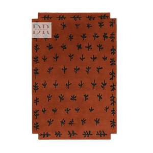 Tapis en laine fait main par Big Buds grande surface en rouge brique pour la décoration intérieure pour le salon, le bureau ou l'entrée de la porte touffetée à la main - Product Image 1