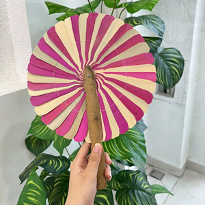 Éventail à main en bambou naturel et ventilateur en feuille de noix de coco pour la décoration intérieure, les fêtes à thème tropical et le refroidissement extérieur du Vietnam - Product Image 1