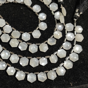 Cuentas con forma de hexágono facetado de piedra lunar blanca, cuentas elegantes de piedras preciosas naturales de 8-9MM, tienda de cuentas al por mayor - Product Image 4
