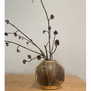 Diseño personalizado hecho a mano mejor para la decoración del hogar florero dorado y florero hecho a mano mejor decoración interior y diseño hecho a mano - Product Image 4