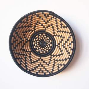 Modern Handwoven Rattan <b>Placemats</b> and Pad Coasters Combo <b>for</b> Home Dining <b>Table</b> Kitchen Decoration Hot Trend Rattan Charger Plate - Product Image 6