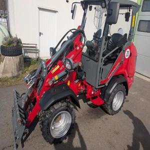 Chargeuse sur pneus compacte articulée Weidermann 1390, diesel, avec pompe hydraulique POCLAIN et faible consommation de carburant, à vendre - Product Image 1