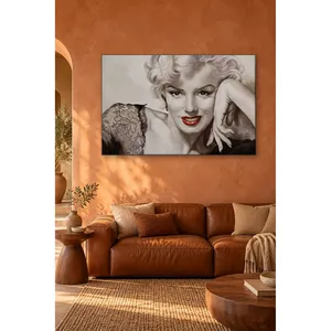 Impression sur toile Fida Marilyn Monroe avec lèvres rouges et détails en dentelle - Product Image 5