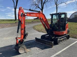 Excavatrice compacte Kubota KX040-4 2022 - Type chenille, excellent état, haute puissance, composants Kawasaki - Product Image 2