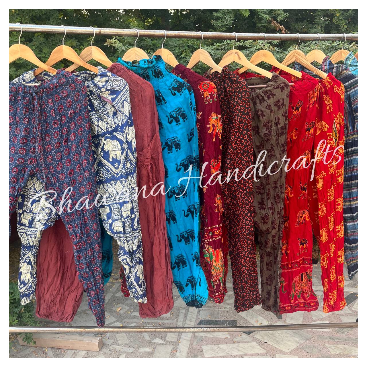 Hand block bedruckte Rayon Yoga hosen für Frauen und Männer, Boho Kleidung Payjama, lose Hosen mit elastischen und drastischen