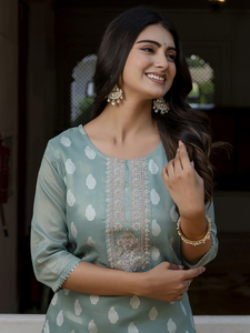 ชุดคุर्ตาผ้าไหมผสมปักลายสำหรับผู้หญิง ลดราคาพิเศษสำหรับโอกาสพิเศษและสวมใส่สบายๆ มีจำหน่ายในราคาพิเศษ - Product Image 6