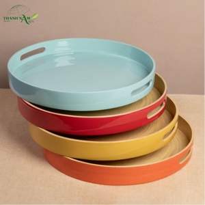 Plateau en bambou tissé à la main Eclipse - Plateau de service et décoratif moderne, durable, écologique et portable - Product Image 5