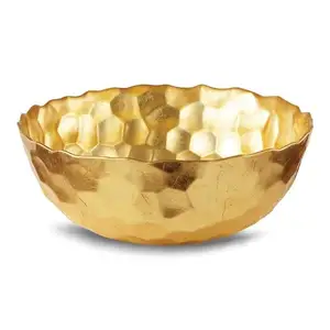 引人注目的优质上菜碗黄铜锤打设计OEM定制豪华黄铜北欧碗，用于厨房多功能