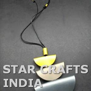 Pieza de collar de diseñador más popular de madera y resina, accesorios de joyería del exportador/fabricante indio STAR CRAFTS INDIA - Product Image 2