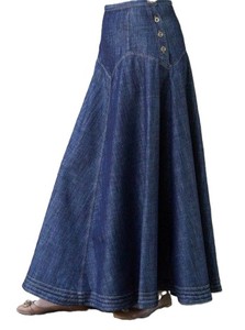 Faldas largas de mezclilla un armario Looks esenciales con faldas largas de mezclilla clásicas Boho Meets Casual Faldas largas Inspiración - Product Image 6