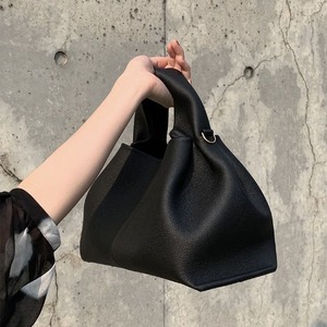 New cloud niche design <b>bag</b> hot selling crossbody <b>bag</b> versatile dumpling <b>bag</b>, high-end handbag <b>lunch</b> box <b>bag</b> - Product Image 1
