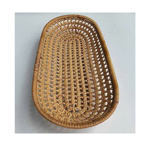 Tendance du moment : Plateau en rotin pour l'artisanat durable - Product Image 1