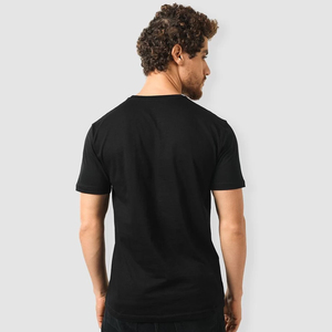 เสื้อยืดคอตตอนทรงเข้ารูปสำหรับผู้ชาย น้ำหนัก 180 กรัม สีสันสดใส คุณภาพระดับ OEM สำหรับขายส่ง เสื้อผ้าแฟชั่นลำลองสำหรับฤดูร้อน - Product Image 4