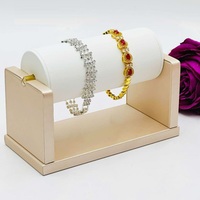 Vente en Gros de Grande Taille Bracelet Bracelet Rack Holder Léger Plat en Cuir Velours Main Chaîne Affichage Accessoires