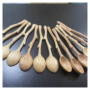 Cuillère en bois de haute qualité pour remuer la cuisson ou le service idéal pour le restaurant à la maison ou l'emballage de cadeau - Product Image 2