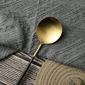 Ensemble de service en métal doré et noir à prix abordable de l'Inde pour un mariage dans un hôtel-restaurant - Product Image 2