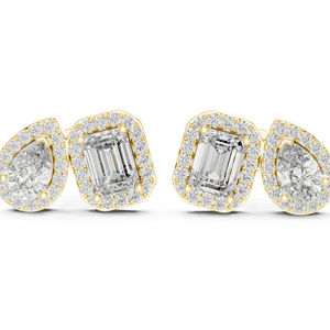 Pendientes de Oro Amarillo de 14K con Esmeralda, Diamante Redondo en Forma de Pera para Mujer |   Regalo de Aniversario de Bodas de Lujo Certificado para Novios - Product Image 1