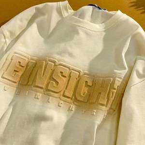 เสื้อลายนูนสำหรับผู้ชายเสื้อโอเวอร์ไซส์แขนสั้นทรงหลวมลำลองเสื้อลายนูน3D - Product Image 1