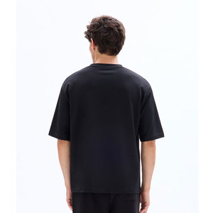 T-shirt d'entraînement basique à manches courtes et col rond, couleur unie, coupe classique, pour hommes grands et corpulents, idéal pour l'été - Product Image 2