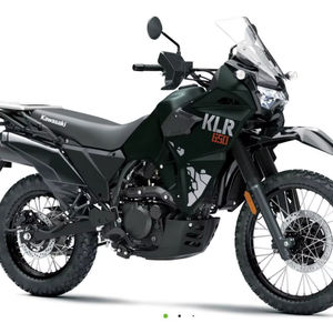 Découvrez notre nouvelle Kawasaki KLR 650 2025 de haute qualité PRÊT À ÊTRE EXPÉDIÉ DANS LE MONDE ENTIER - Product Image 1