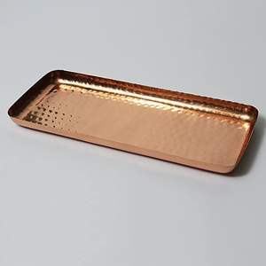 Plateau à chocolat en métal de look royal avec un design moderne pour la présentation et le stockage de cadeaux élégants - Product Image 5