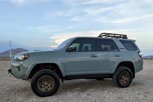 LISTO PARA CONDUCIR - USADO, VOLANTE A LA IZQUIERDA |   CONDUCCIÓN DERECHA |   TOYOTA 4RUNNER TRDSSD PRO 2021 - Product Image 2