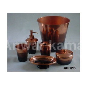 Ensemble d'accessoires de salle de bain en acier inoxydable bronze en cuivre fini avec 6 pièces incluses pour décor de comptoir de salle de bain à domicile - Product Image 1