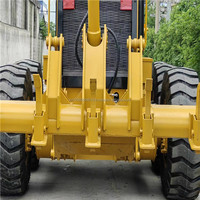 Niveleuse Caterpillar 140K d'occasion, modèle 2020, avec moteur, boîte de vitesses et pompe, à vendre