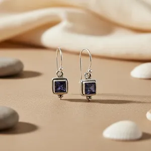 Boucles d'oreilles pendantes géométriques en argent 925 avec améthyste pour femme, classiques, à porter au quotidien, serties de clos - Product Image 3