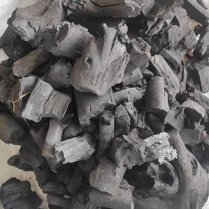Vente en gros de charbon de bois forfaitaire pour barbecue charbon de bois dur de qualité supérieure pour l'exportation de carburant naturel en vrac pour les restaurants, le chauffage et la cuisine en plein air - Product Image 1