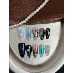 Stellar Muse Press on Nail, design élégant pour femmes - Product Image 3