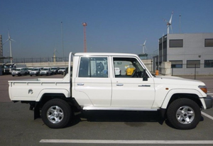 Usado 2021 79 Doble Cabina 4.2L Volante a la Izquierda - Product Image 2