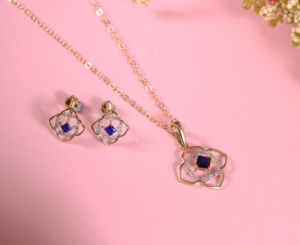 Ensemble de pendentifs exquis en or rose fin 14 carats boucles d'oreilles assorties bijoux de créateurs traditionnels pour femmes pour les mariages et les fêtes IGI - Product Image 1