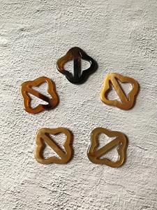 Anillo para Bufanda de Cuerno de Búfalo con Pulido Suave que Agrega Elegancia Suave y Sujeción Segura a Cualquier Bufanda de Alta Calidad - Product Image 6