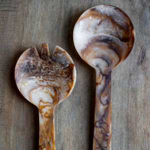 ช้อนเรซินทนทานสำหรับใช้ในชีวิตประจำวัน ช้อนเรซินที่ออกแบบมาเพื่อการทำงานในครัวที่ราบรื่น ช้อนเรซินเหมาะสำหรับใช้งานเป็นเวลานาน - Product Image 1