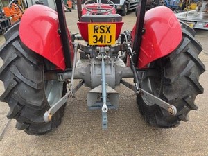 รถแทรกเตอร์ฟาร์ม Massey Ferguson 135 2WD/4WD ราคาถูก MF135 รถแทรกเตอร์ฟาร์ม 45 แรงม้า - Product Image 5