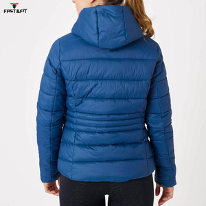Veste matelassée en coton respirant à col montant et fermeture éclair intégrale, motif épais et solide, sur mesure, pour l'automne/hiver, en vente - Product Image 3