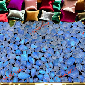 ขายส่งจำนวนมากที่มีคุณภาพที่ดีที่สุดฮอตรุ้งธรรมชาติมูนสโตน Cabochon อัญมณีหลวมรูปร่างผสมสีฟ้าไฟเครื่องประดับบุคคลที่สาม - Product Image 4