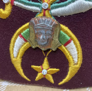 Vintage Shriners Fez Chapeau Marron Laine Gland Queue avec Épingles Franc-Maçon Chapeau Maçonnique Haute Qualité Personnalisé Meilleure Vente Vente Vente Chaude Fezz - Product Image 2