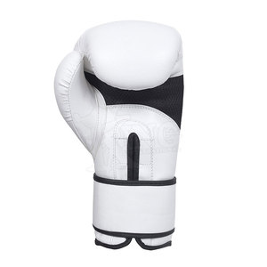 Custom Made Men's Leather Boxing <b>Gloves</b> with Waterproof Non-Slip Design and Custom Logo for Training Use - Product Image 2
