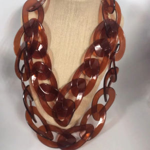 Collier et boucles d'oreilles en résine pour femmes de tempérament vintage ensemble personnalité exagérée modèle de style ange épais - Product Image 1