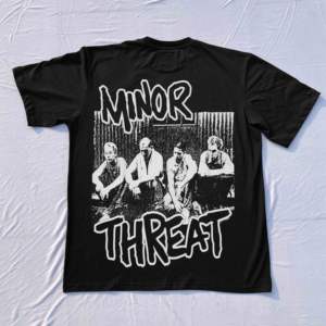 Venta al por mayor de camisetas de marca personalizada para hombres camiseta de gimnasio de gran tamaño de manga corta de Fitness Top de punto de diseño de hojaldre para correr músculo - Product Image 2