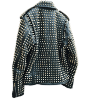 Jaket Kulit Hitam Full Studded Gaya Punk Musim Dingin Ukuran Besar Tahan Air Bernapas Dapat Dipesan Sesuai Keinginan