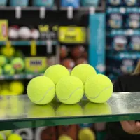 Haute élastique Durable planche de caoutchouc naturel laine balle de Tennis écologique 65mm diamètre 135cm rebond 56g poids cylindre