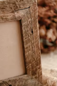 Marco de fotos de madera rústico moderno hecho a mano personalizable tamaño personalizado inspirado en granja desgastado por Crescent Crafts - Product Image 3