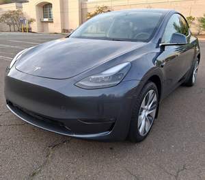 Tesla Model Y 2024 Impecable, Gran Autonomía, Motor Dual AWD, 310 Millas de Autonomía - Product Image 1