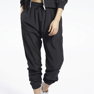 Vêtements pour femmes Ensembles deux pièces Ensembles de sport Survêtements d'entraînement à logo personnalisé pour femmes Veste en coton à fermeture éclair complète pour femmes - Product Image 4