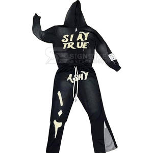 Survêtement pour homme avec un design déchiré élégant pour un usage décontracté et un ajustement confortable Survêtement pour homme déchiré - Product Image 1