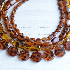 Collar personalizado de resina, cuentas de oración tibetanas, collar hecho a mano al mejor precio al por mayor hecho en La India - Product Image 3